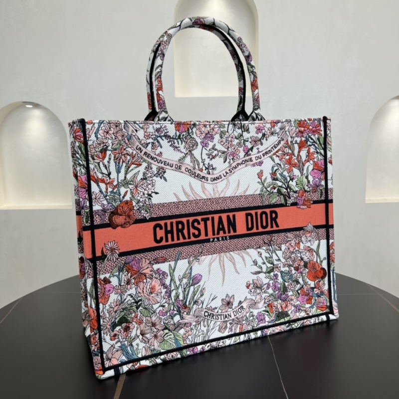 Dior Shopping Bags